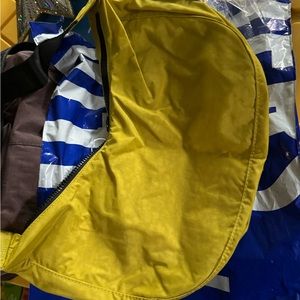 NWT Baggu Sour Medium Crescent